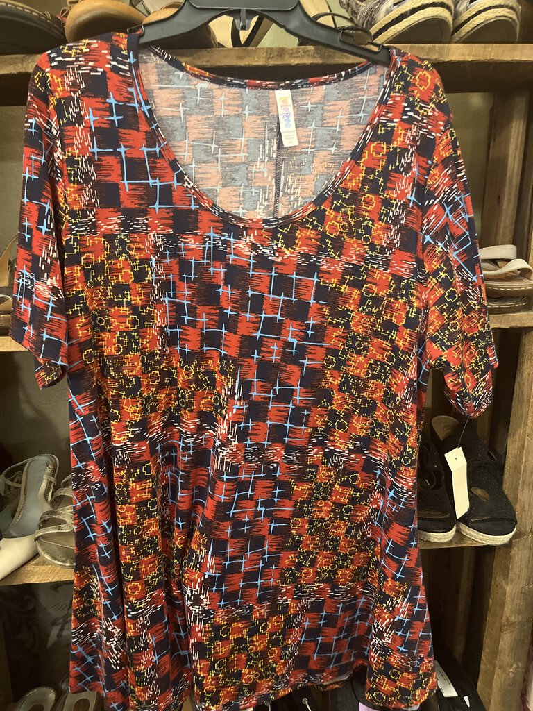 Crosshatch print tunic top Lularoe